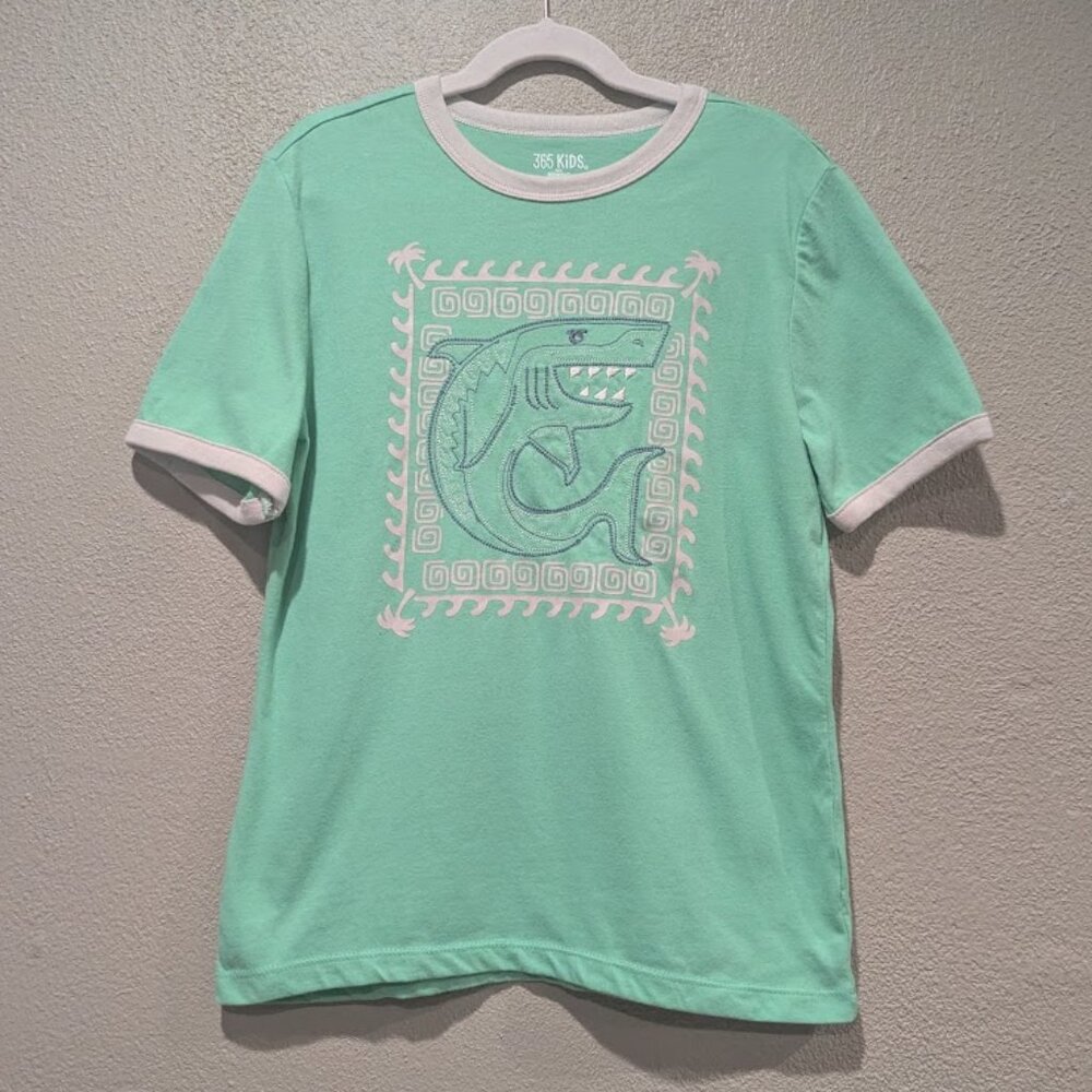 365 Kids from Garanimals Green Shark Tee | Boys Size 10